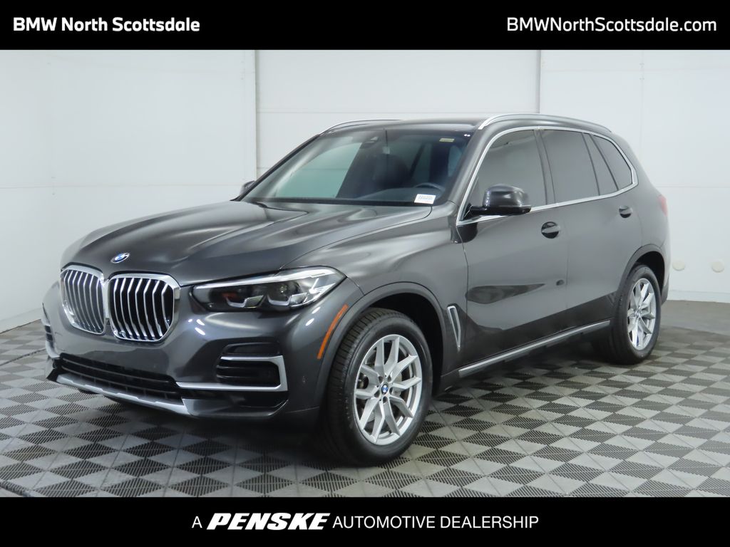2023 BMW X5 40e's photo