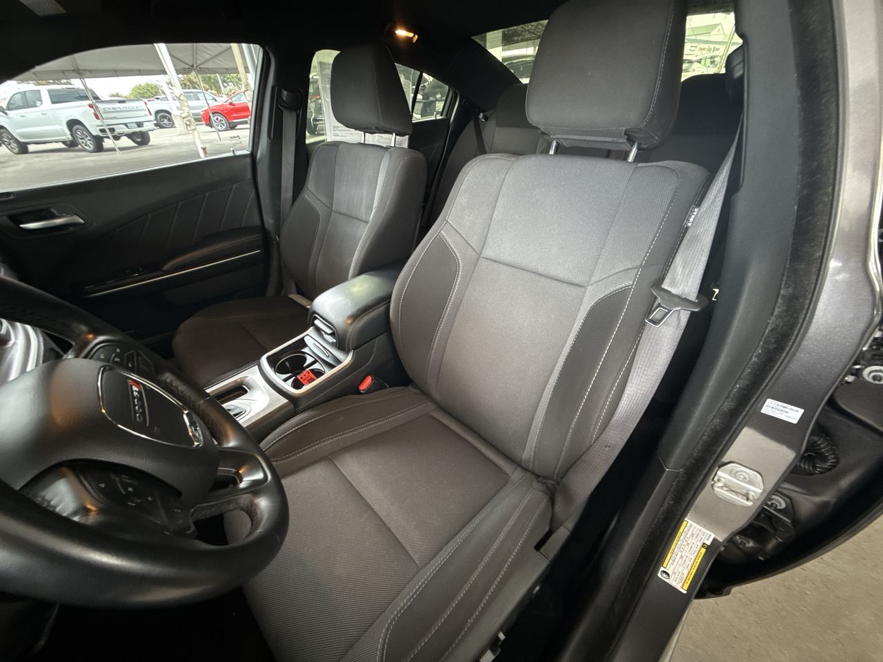 2022 Dodge Charger SXT photo 9
