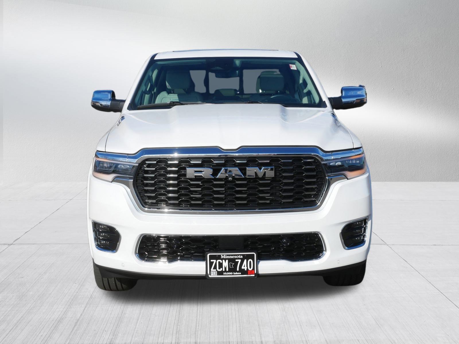 2025 Ram 1500 photo 2