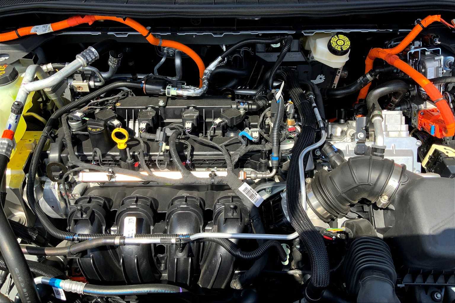 2025 Ford Escape Plug-In Hybrid photo 16