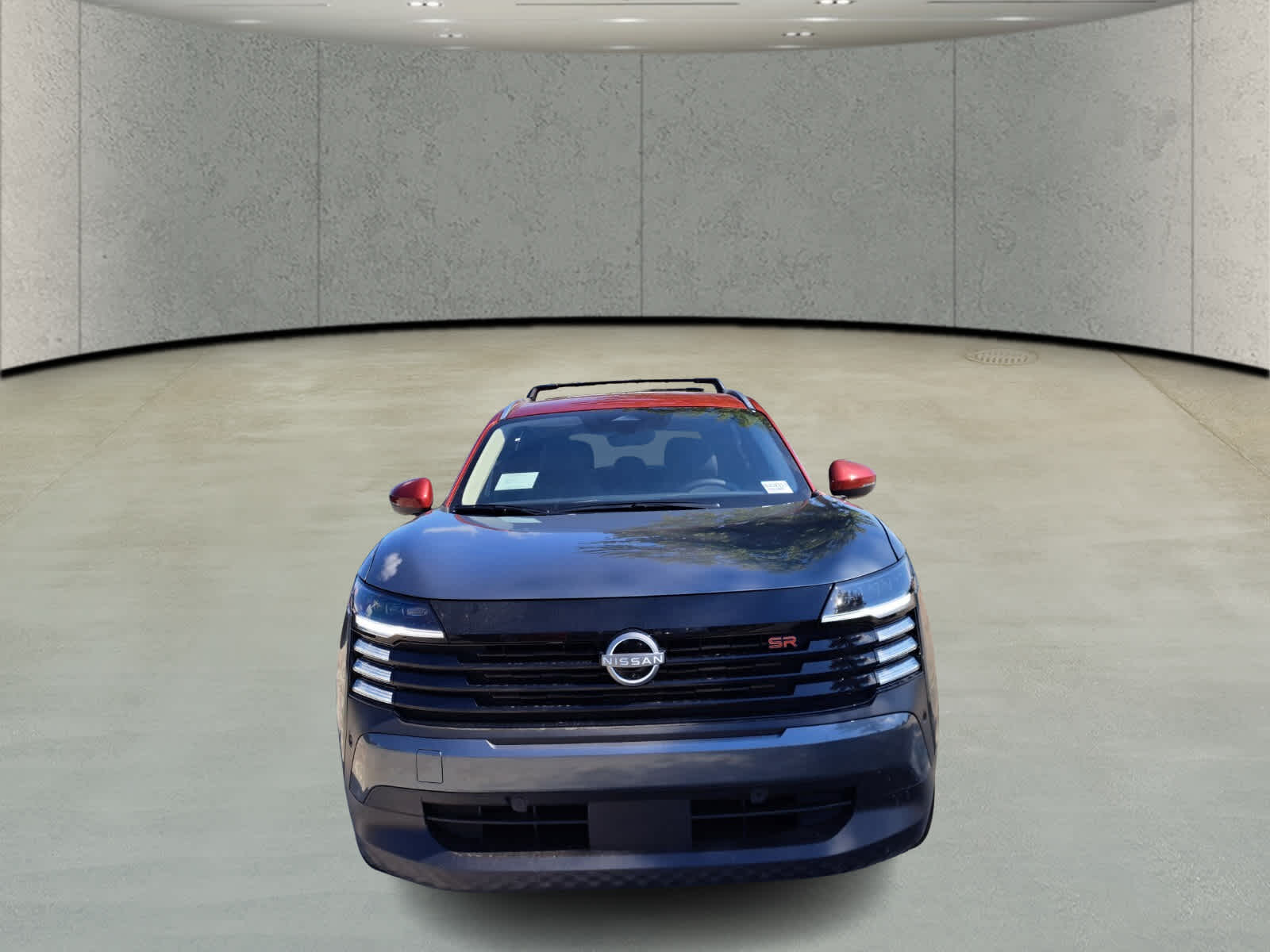 2026 Nissan Kicks SR photo 2