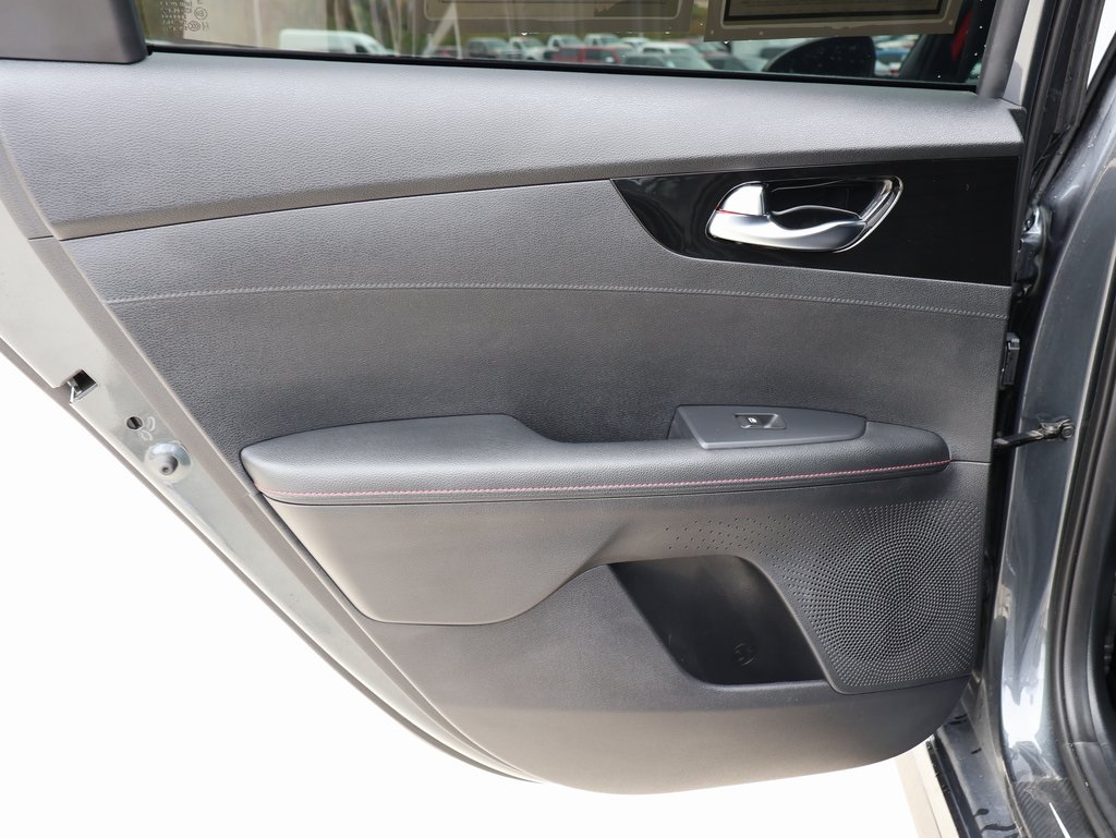 2021 Kia Forte GT photo 13