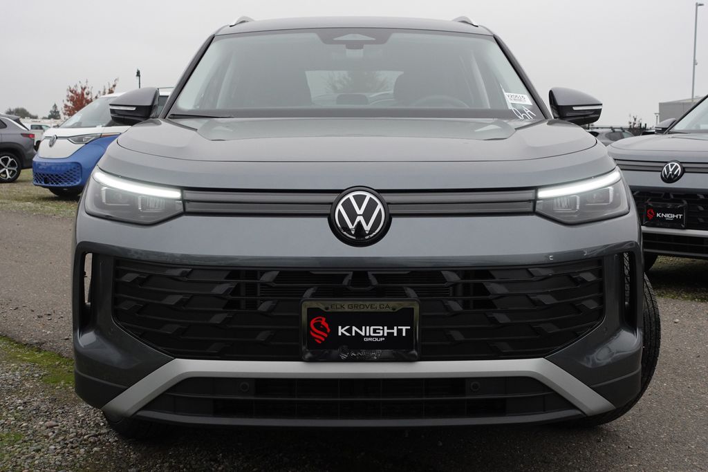 2026 Volkswagen Tiguan S photo 2