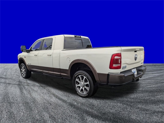 2024 Ram 3500 Laramie Longhorn photo 4