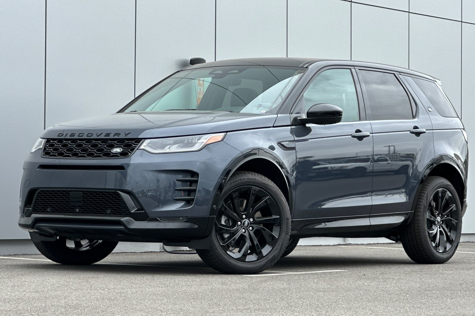 2025 Land Rover Discovery Sport Dynamic SE