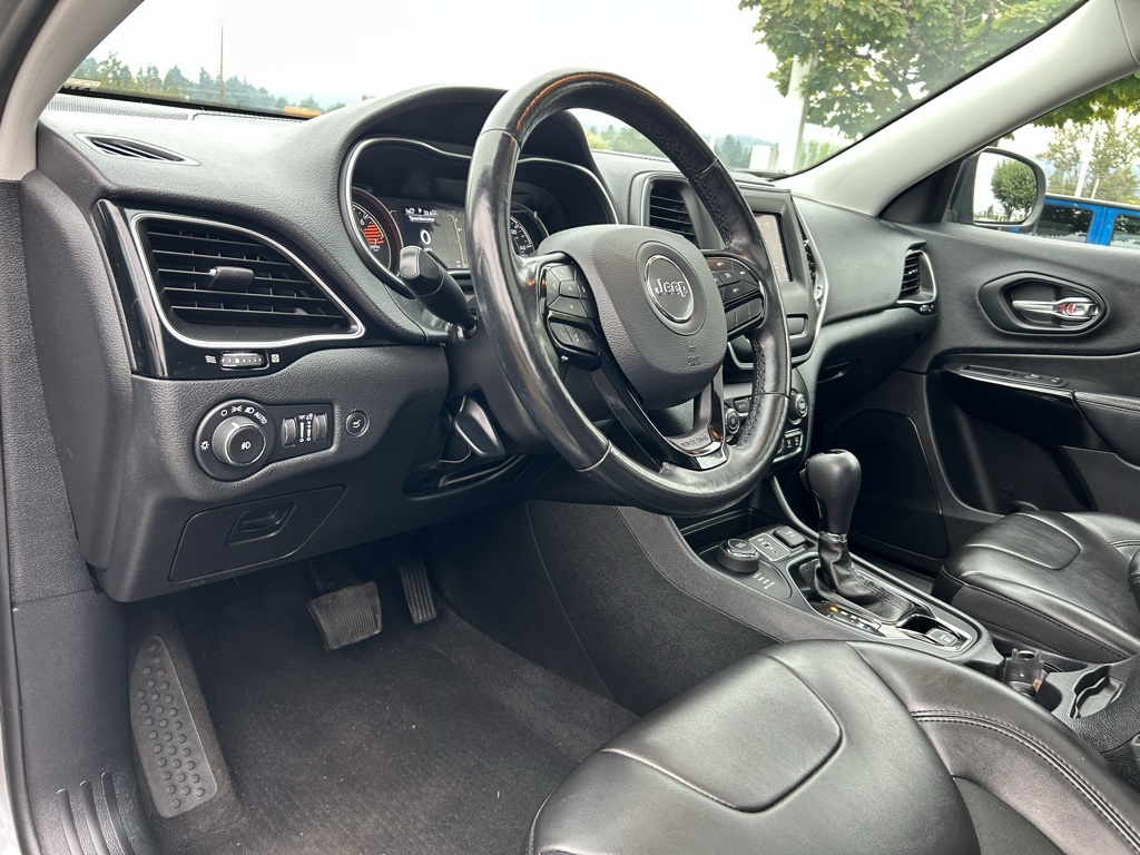 2020 Jeep Cherokee Altitude photo 9