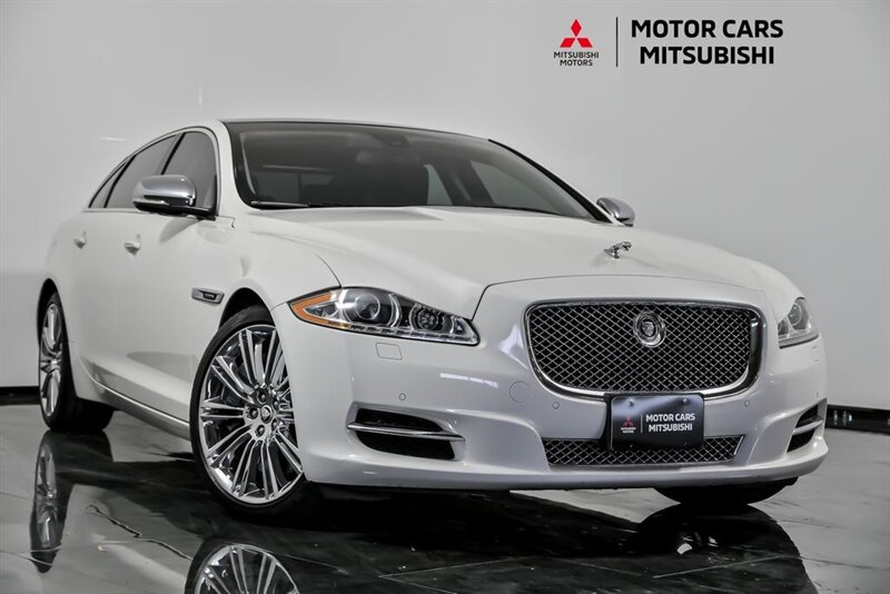 2011 Jaguar XJ Supercharged's photo