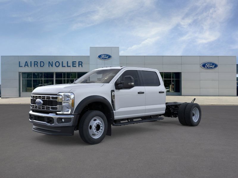 2025 Ford F-450 Super Duty Chassis Cab XL's photo