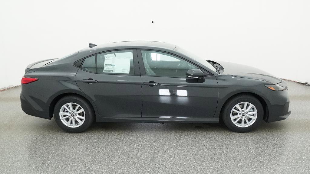 2026 Toyota Camry LE photo 25