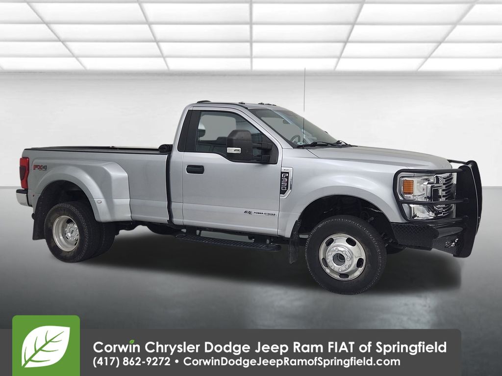 2021 Ford F-350 Super Duty XLT's photo