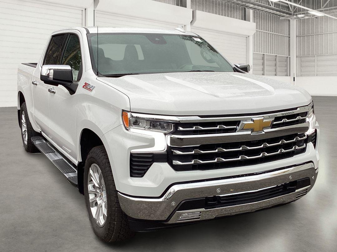 2025 Chevrolet Silverado 1500 LTZ photo 3