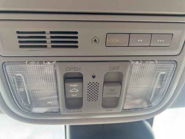2014 Honda Odyssey EX-L photo 13