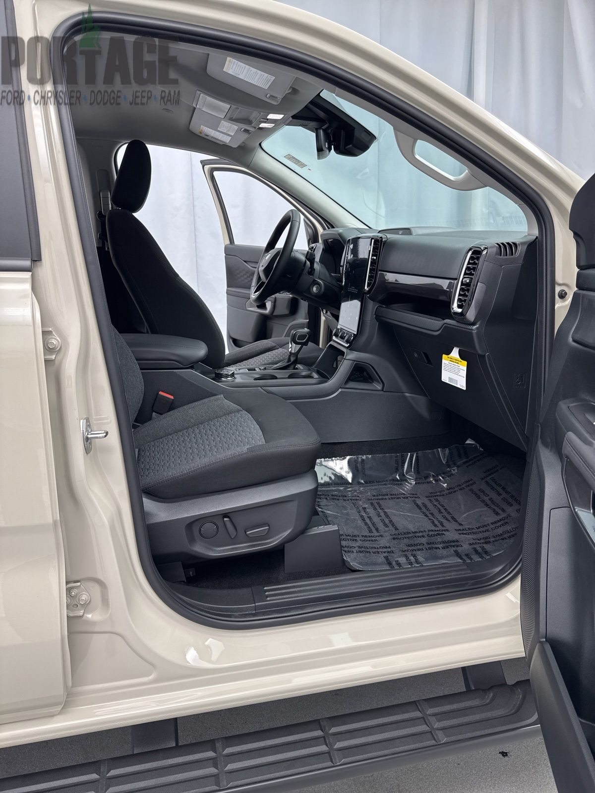 2025 Ford Ranger XLT photo 26