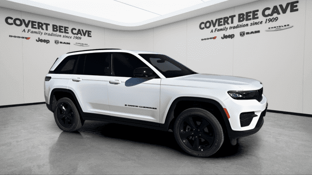 2025 Jeep Grand Cherokee Altitude's photo