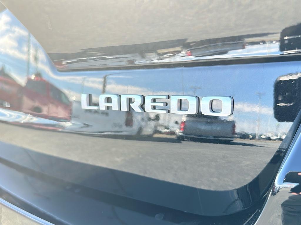 2025 Jeep Grand Cherokee Laredo X photo 7