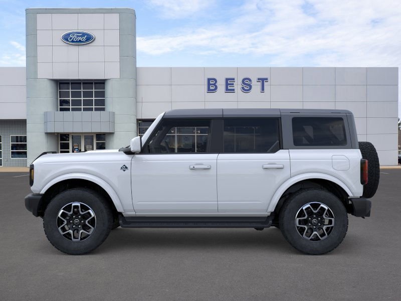 2025 Ford Bronco Outer Banks photo 3