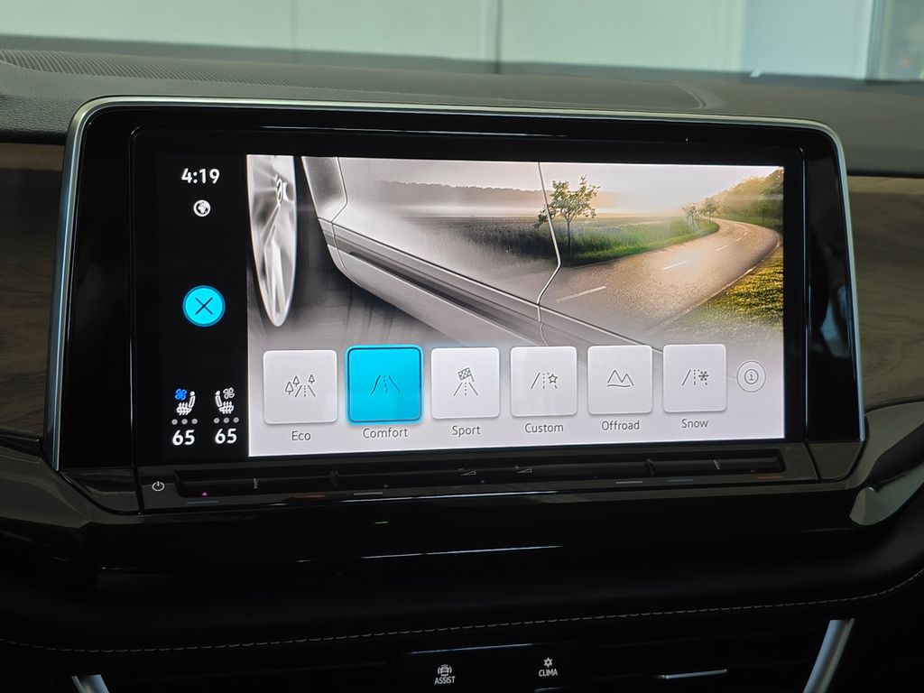 2024 Volkswagen Atlas SE photo 14