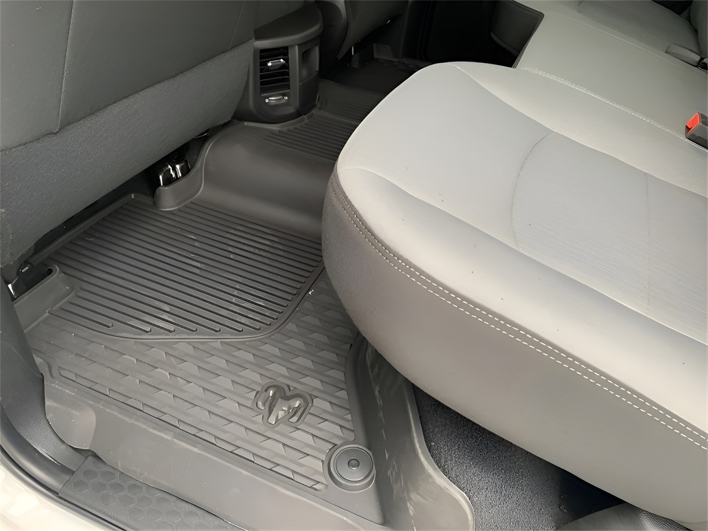 2024 Ram 4500 SLT photo 36