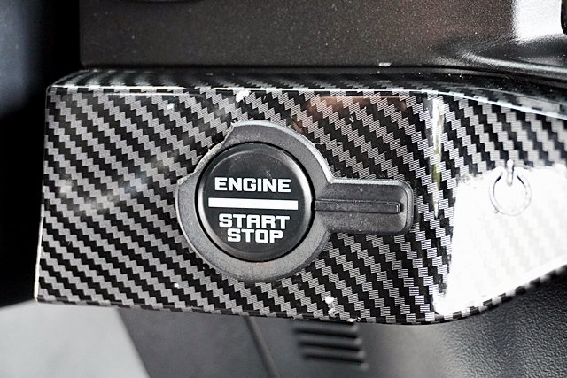 Used 2022 Gray Ford Badlands image 30