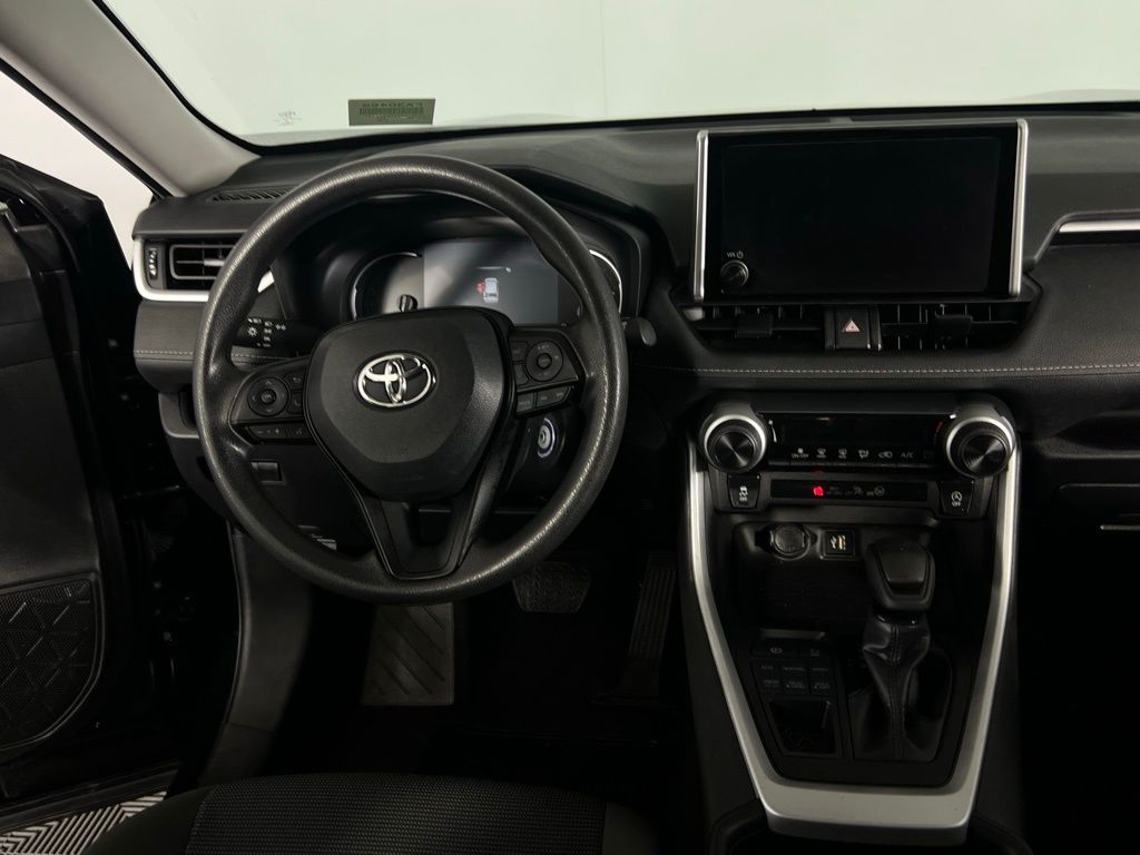2024 Toyota RAV4 LE photo 2