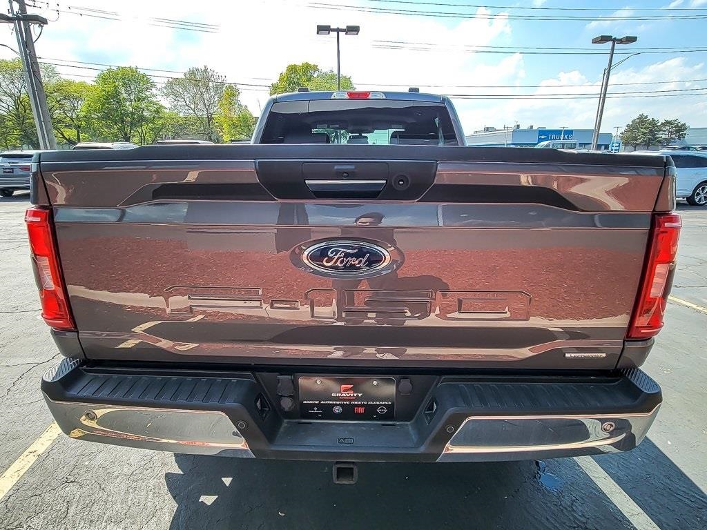 2021 Ford F-150 XLT photo 3