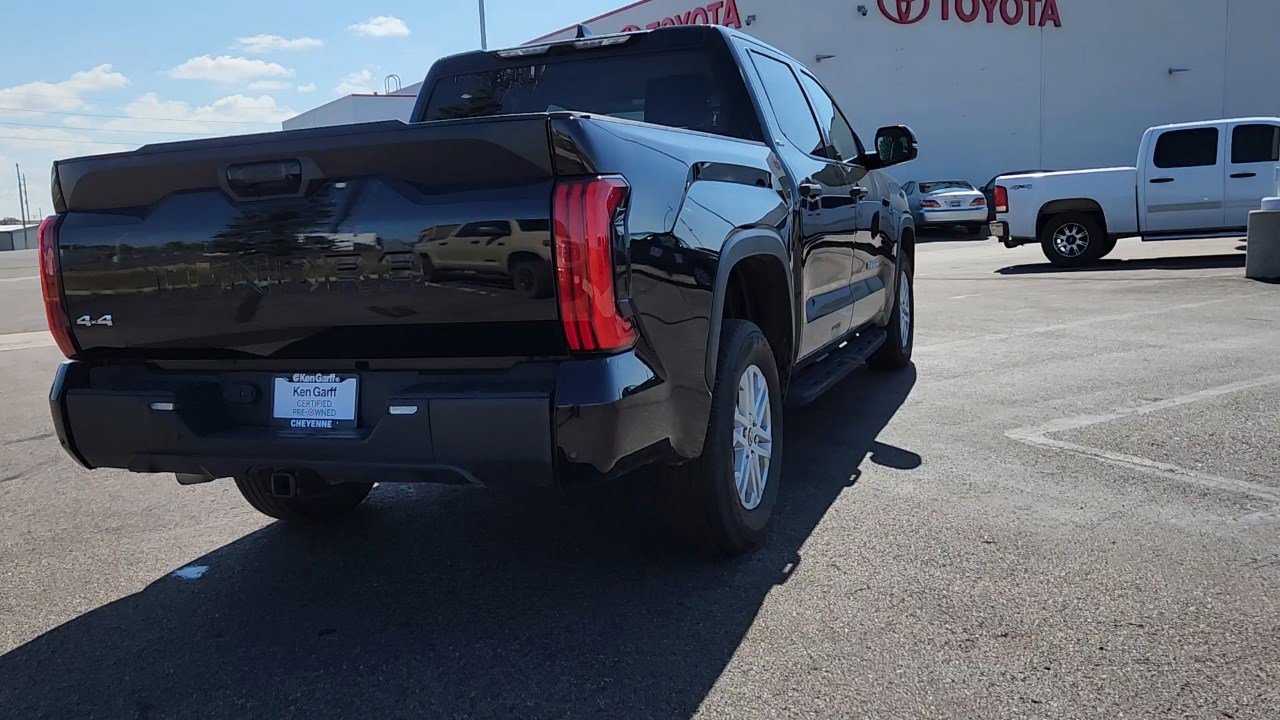 2023 Toyota Tundra SR5 CrewMax photo 3