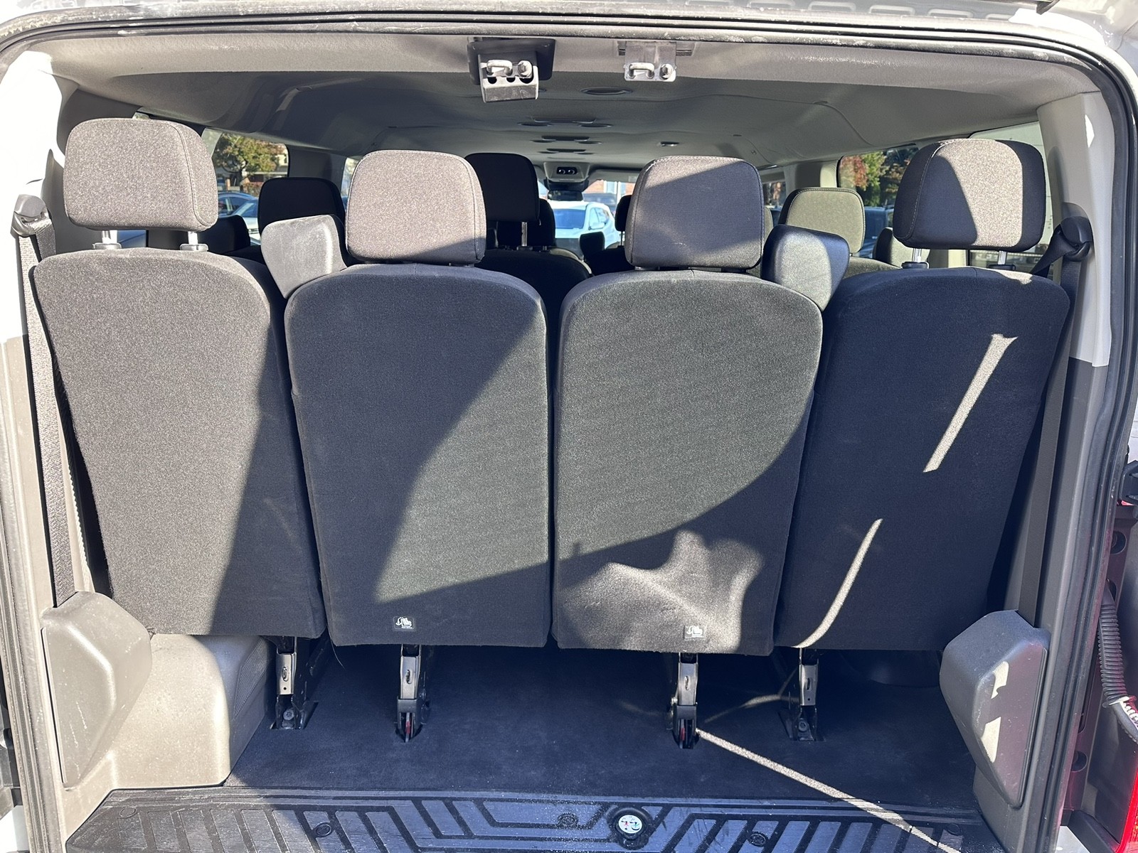 2021 Ford Transit Passenger XLT photo 9