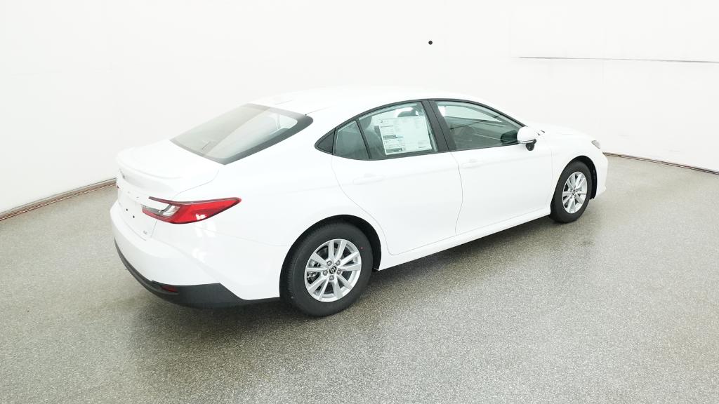 2025 Toyota Camry LE photo 21