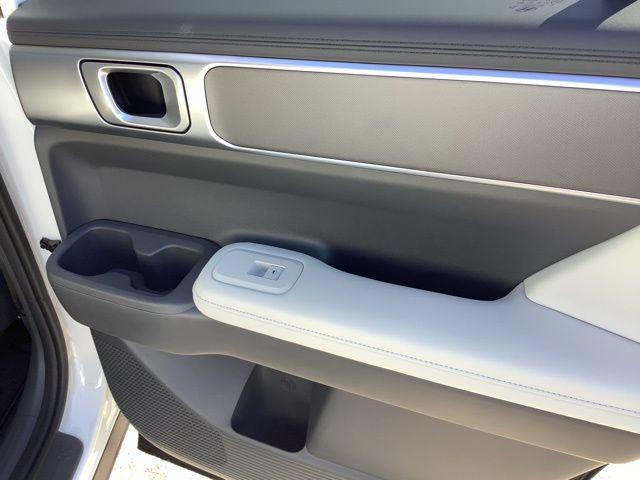 2026 Hyundai Santa Fe SEL photo 16