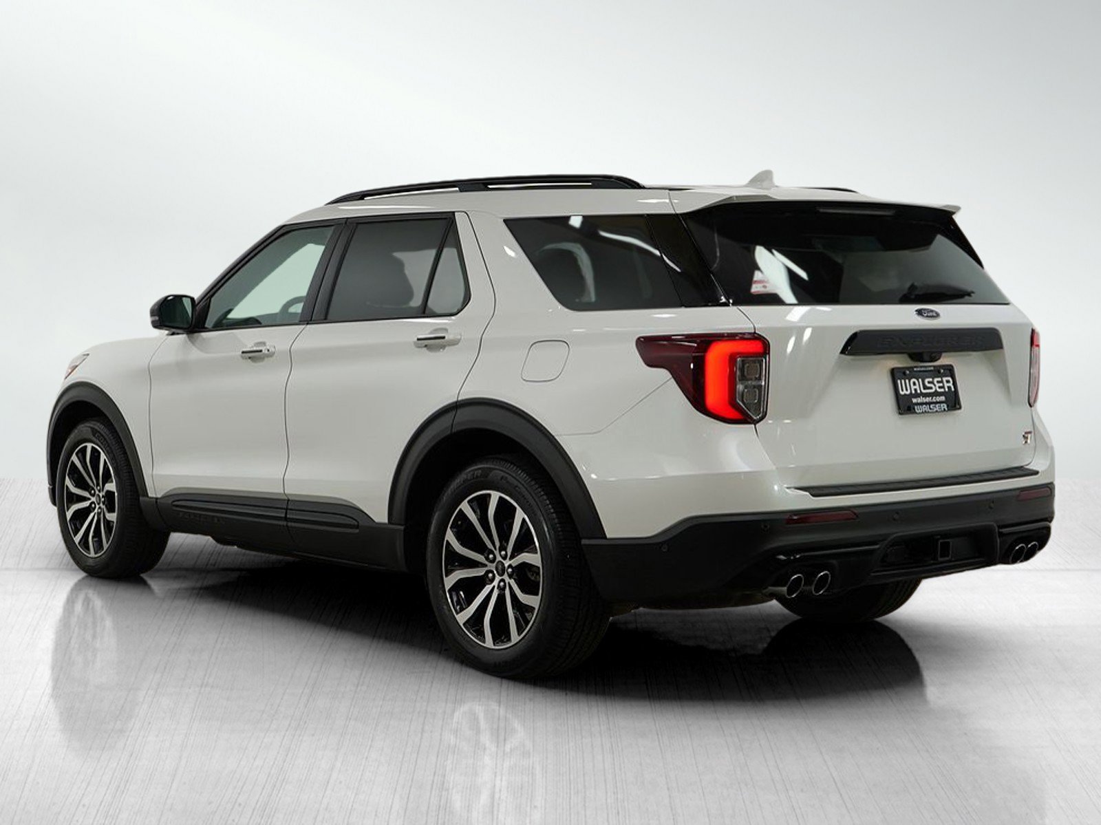 2020 Ford Explorer ST photo 3