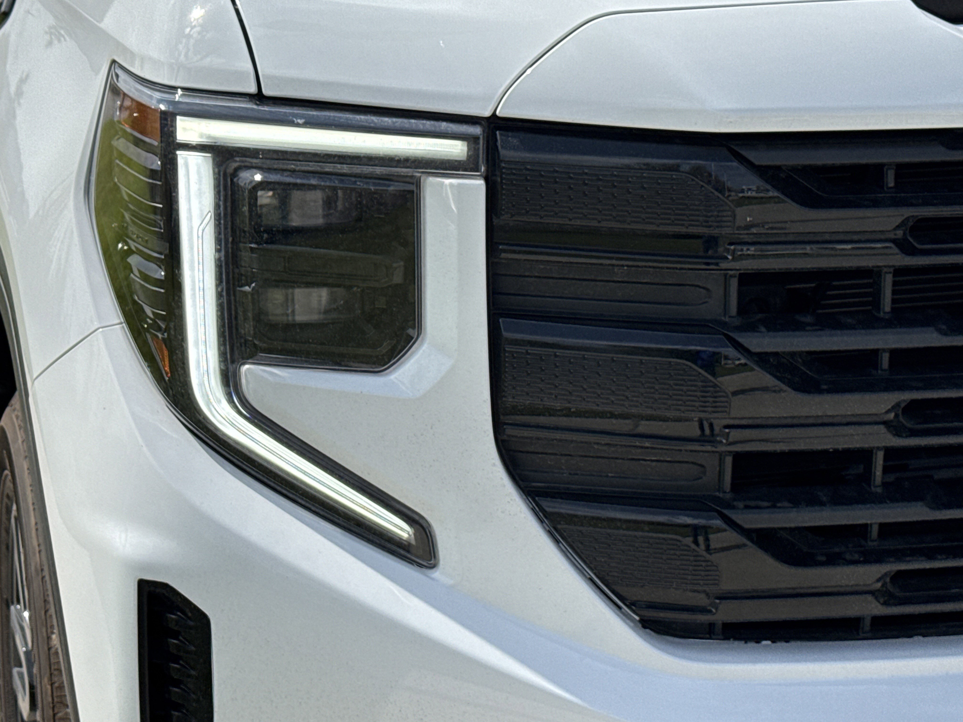 2023 Gmc Sierra 1500 Elevation photo 3