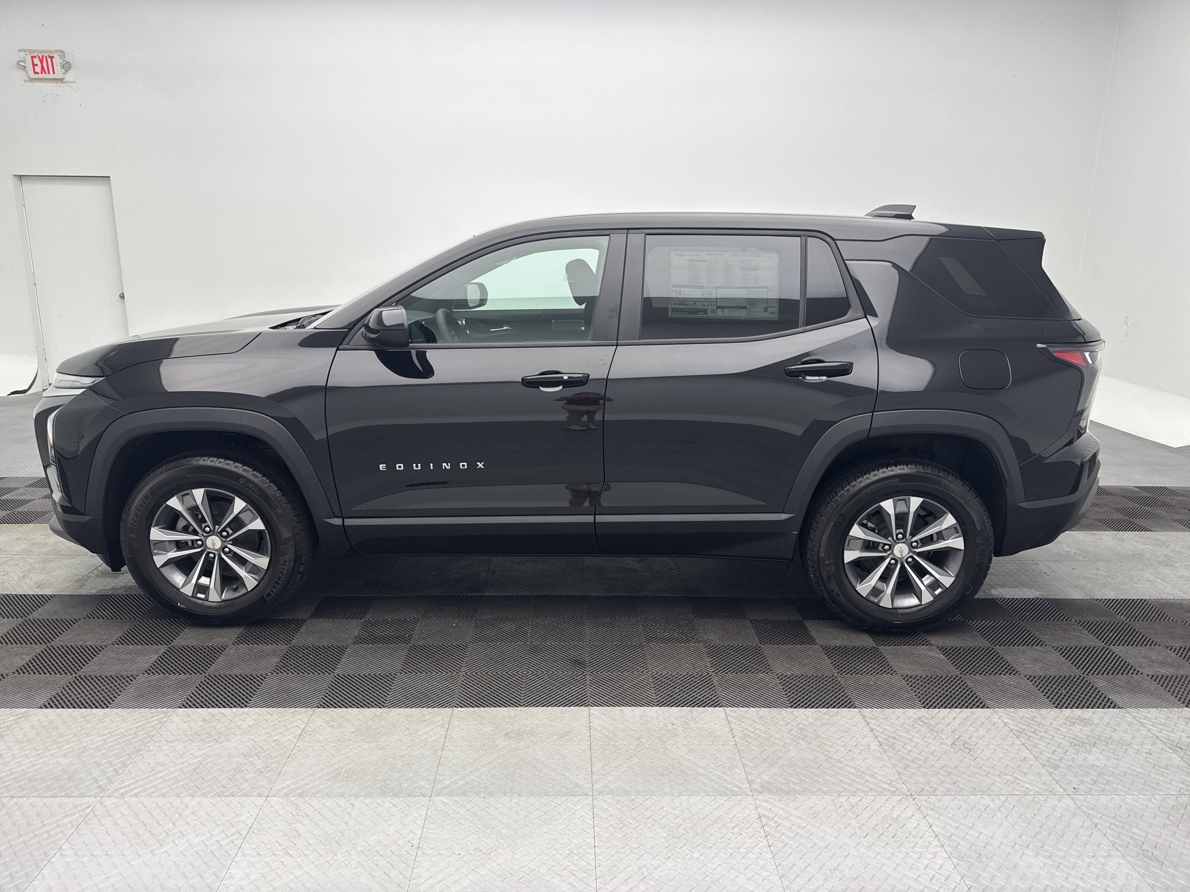 2026 Chevrolet Equinox LT photo 4
