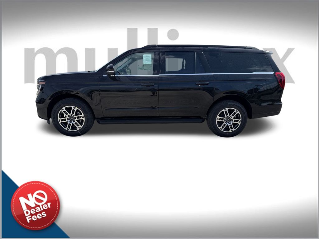 2025 Ford Expedition MAX photo 2