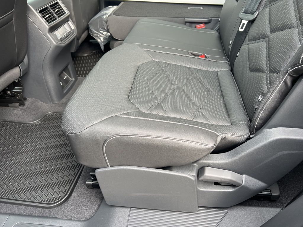 2026 Volkswagen Atlas SE Technology photo 15