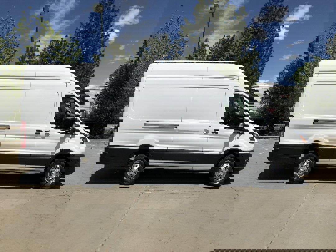 2025 Ford Transit Cargo Van photo 7