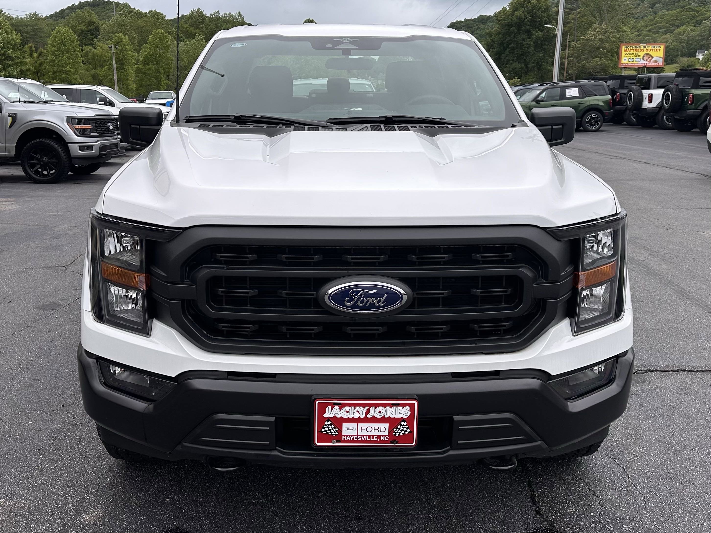 2023 Ford F-150 XL photo 2