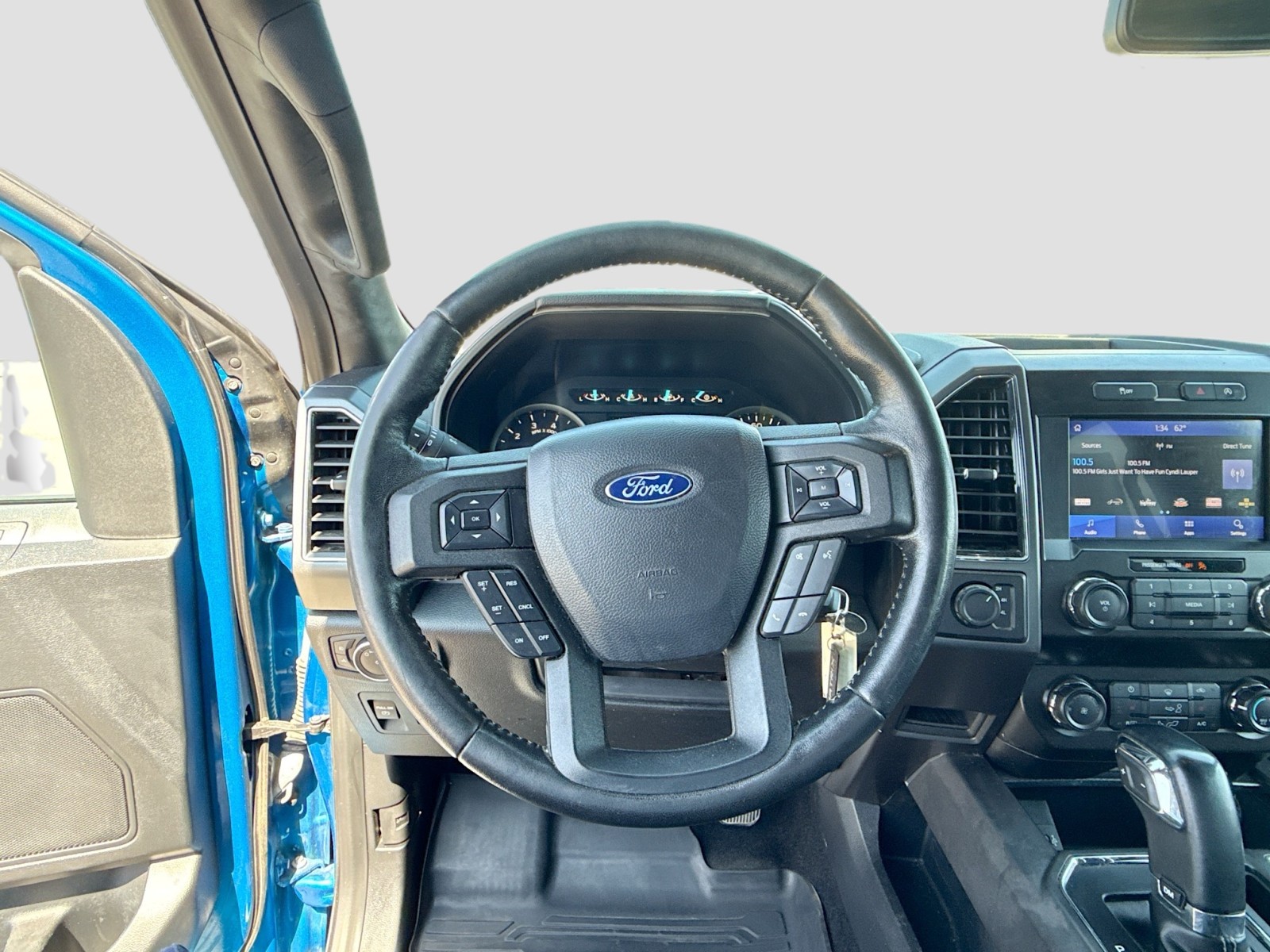2019 Ford F-150 XLT photo 10