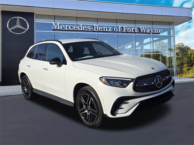2026 Mercedes-Benz GLC Base's photo