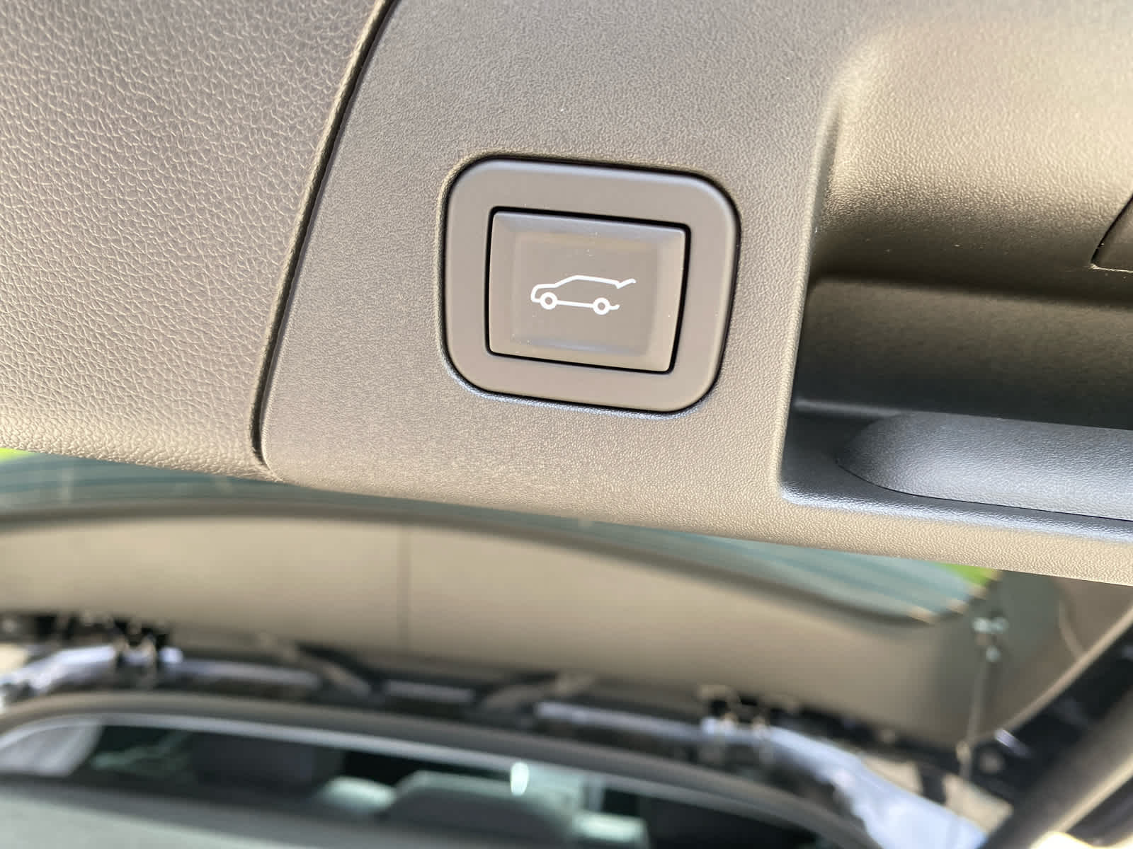 2025 Buick Envision Sport Touring photo 32