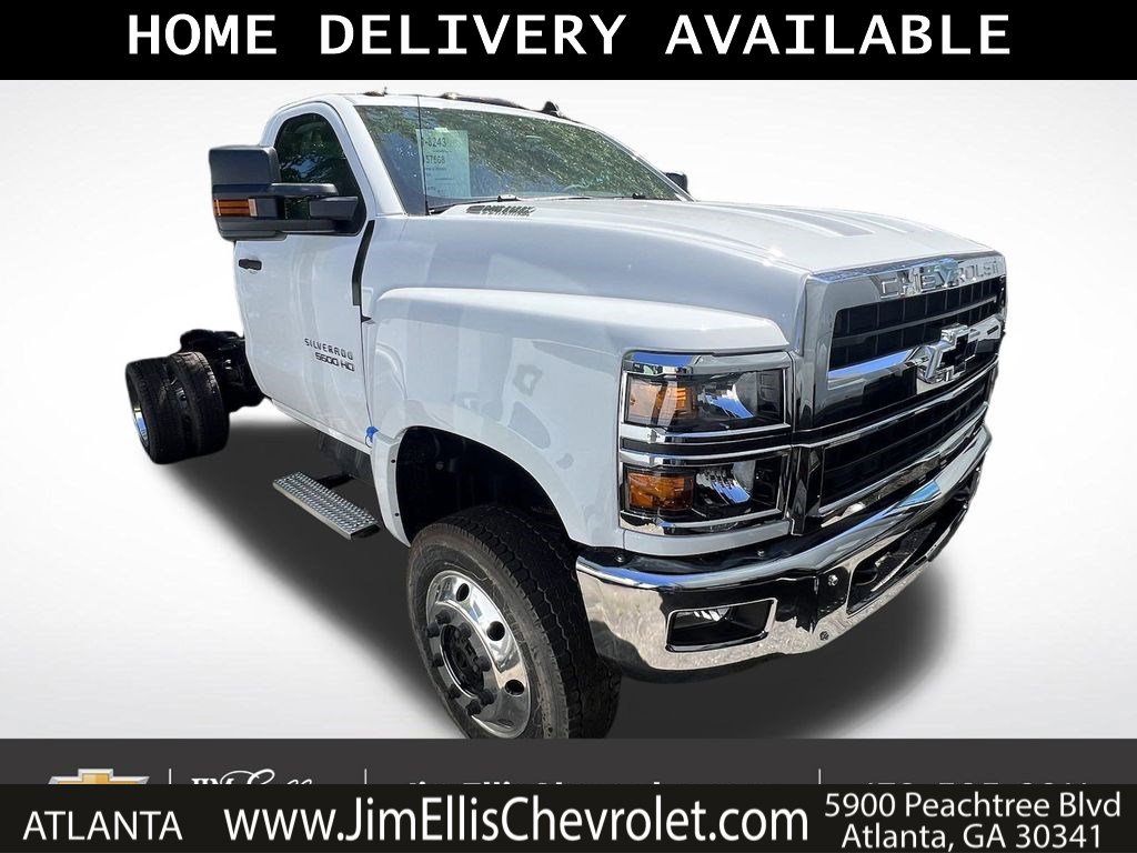 2024 Chevrolet Silverado 4500 Medium Duty Chassis Cab Work Truck's photo