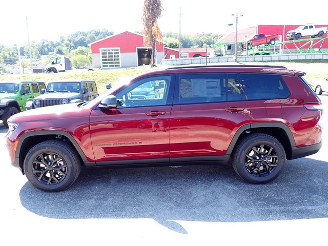 2025 Jeep Grand Cherokee Altitude X photo 2