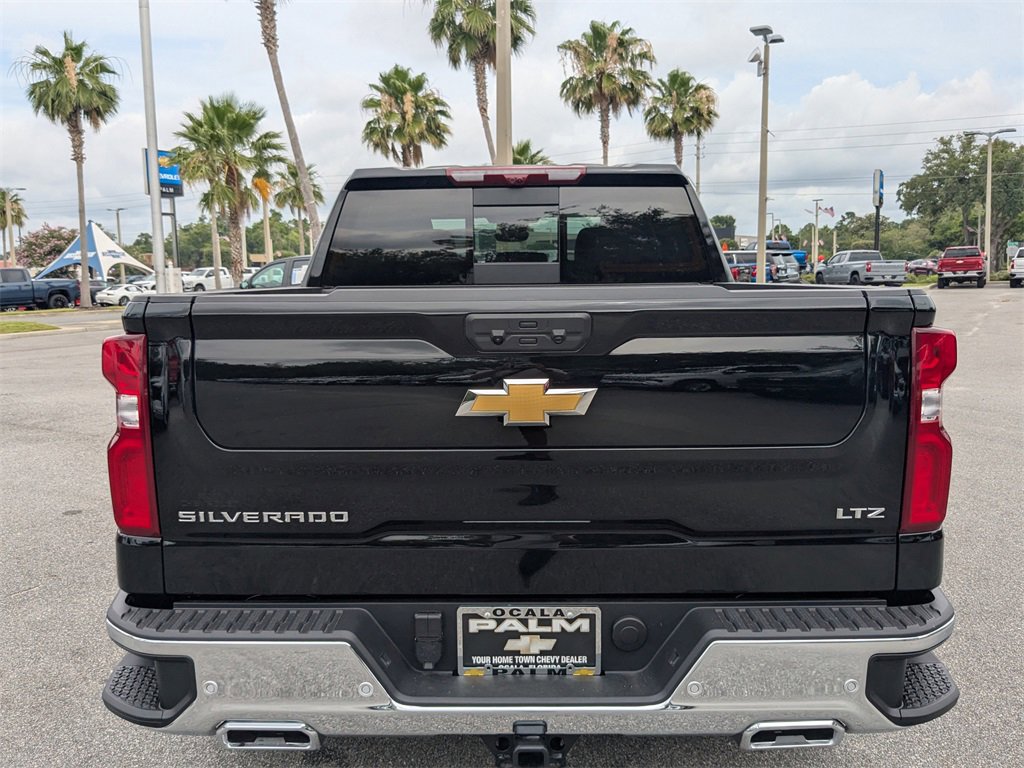 2025 Chevrolet Silverado 1500 LTZ photo 4