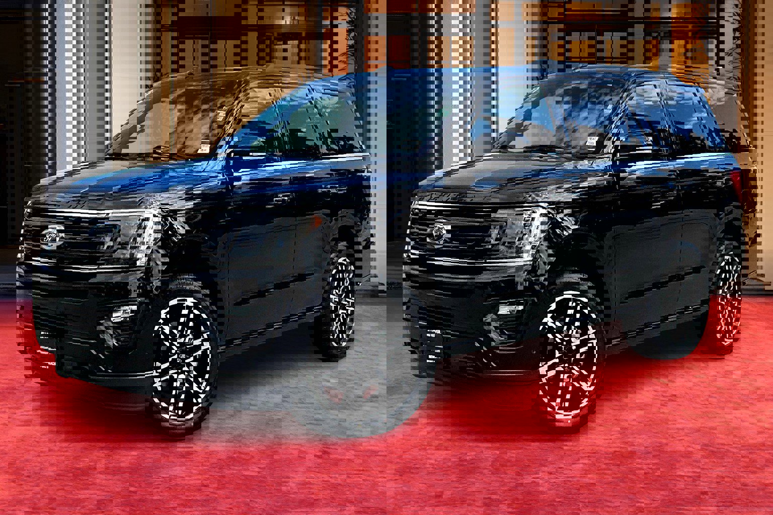 2021 Ford Expedition Limited's photo