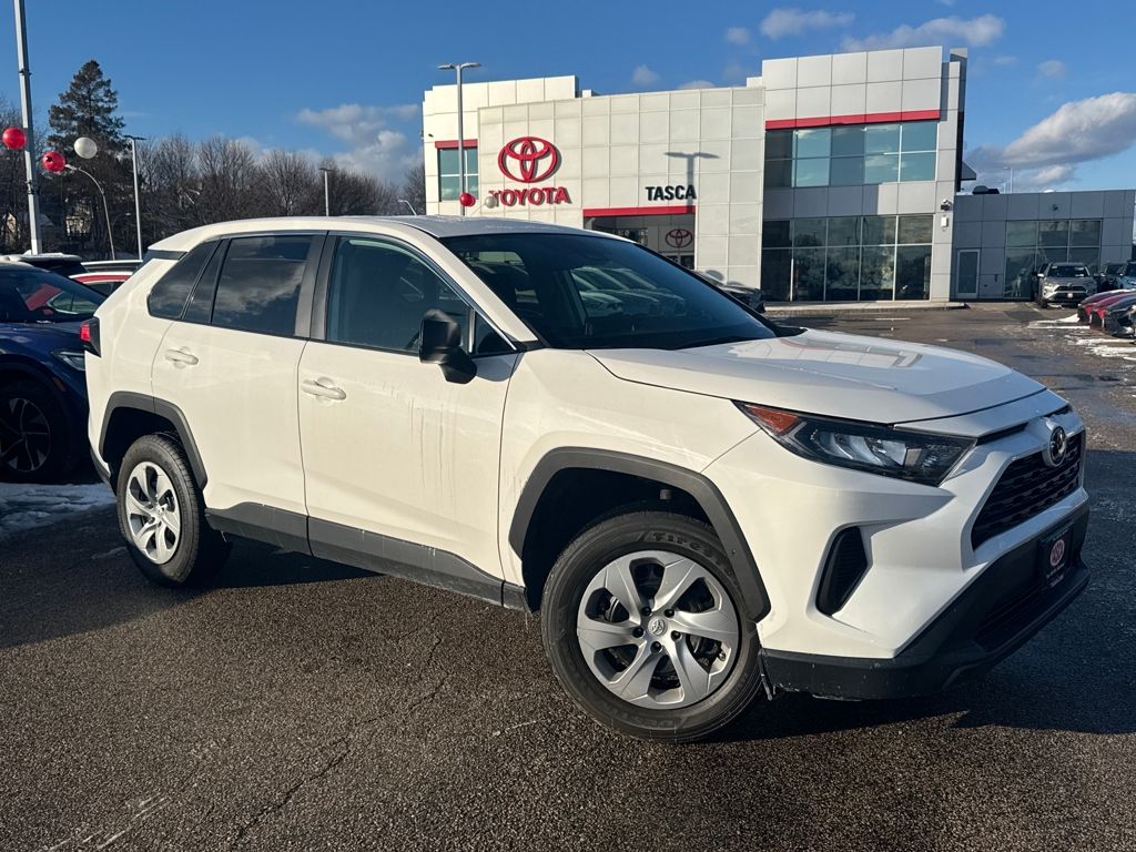 2022 Toyota RAV4 LE