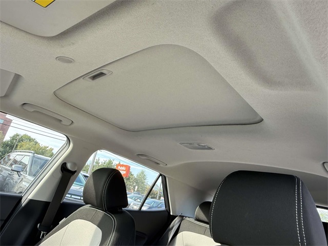 2025 Hyundai Venue SEL photo 4