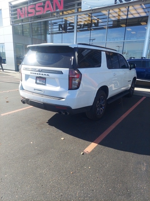 2022 Chevrolet Suburban Z71 photo 4