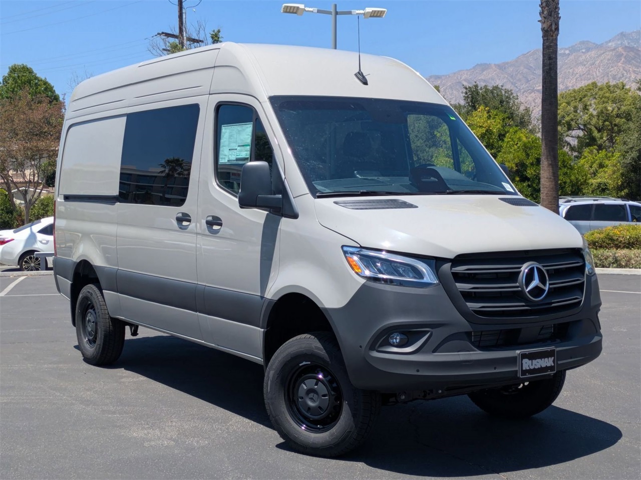 2025 Mercedes-Benz Sprinter Cargo Van Base's photo