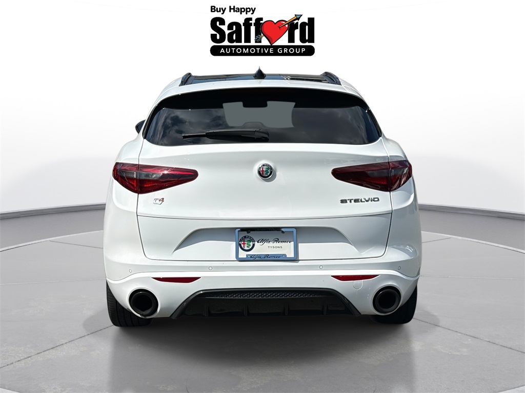 2022 Alfa Romeo Stelvio Ti Sport photo 7