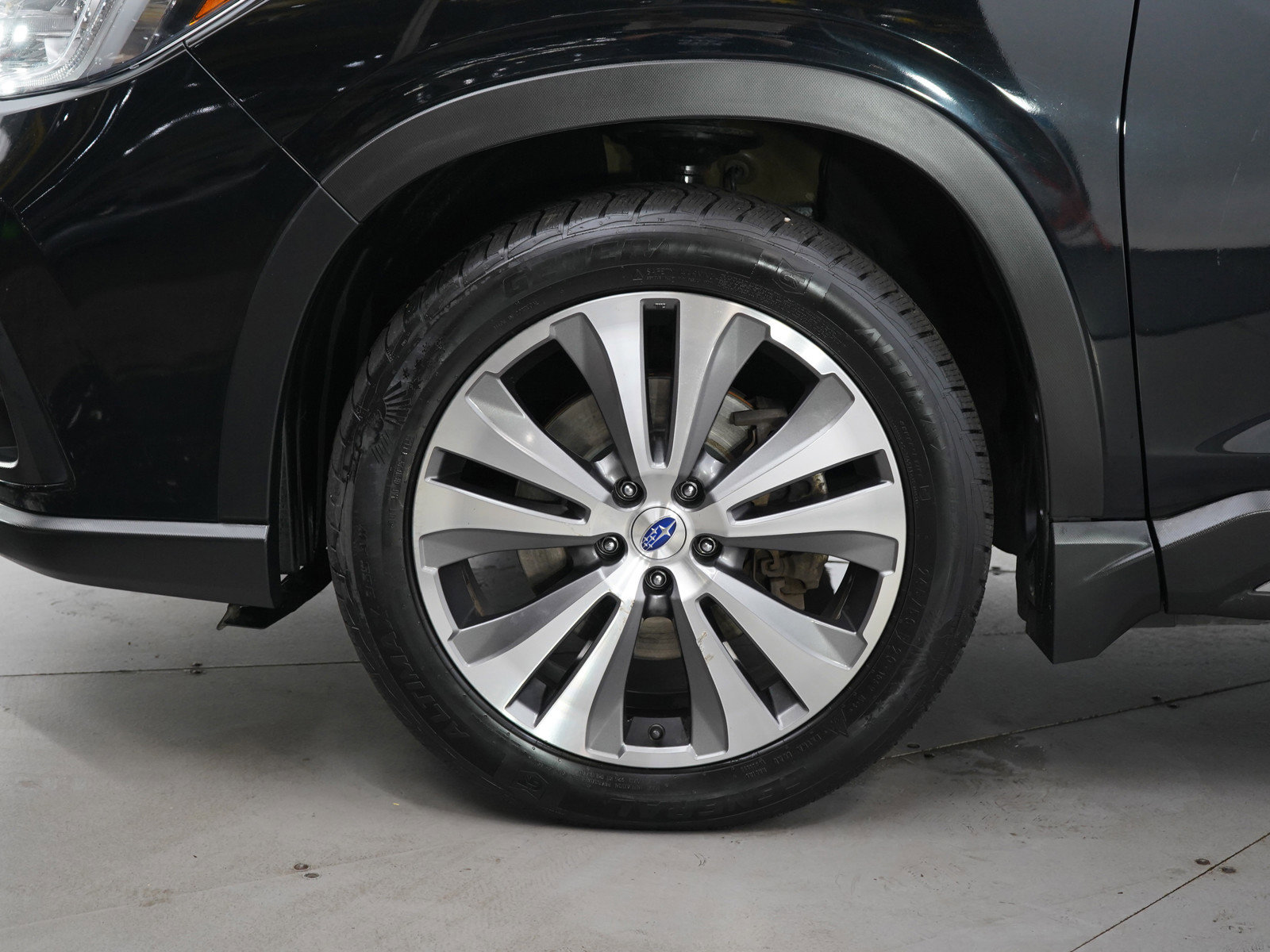 2020 Subaru Ascent Limited photo 28