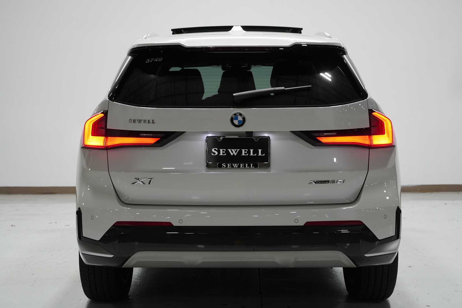 2025 Bmw X1 XDrive28i photo 4